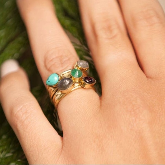 FIVE STONE BRASS RING SET 💖STUNNING💖 - Picture 3 of 3